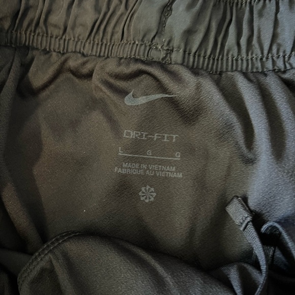 Women’s Dry Tempo Nike Dri-Fit Black Shorts - Picture 7 of 7